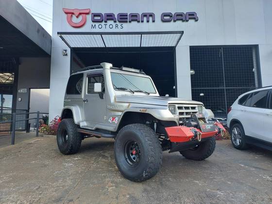 TROLLER T4 2.8 TETO RÍGIDO 12V TURBO INTERCOOLER DIESEL 2P MANUAL TROLLER T4 2.8 TETO RÍGIDO 12V TURBO INTERCOOLER DIESEL 2P MANUAL